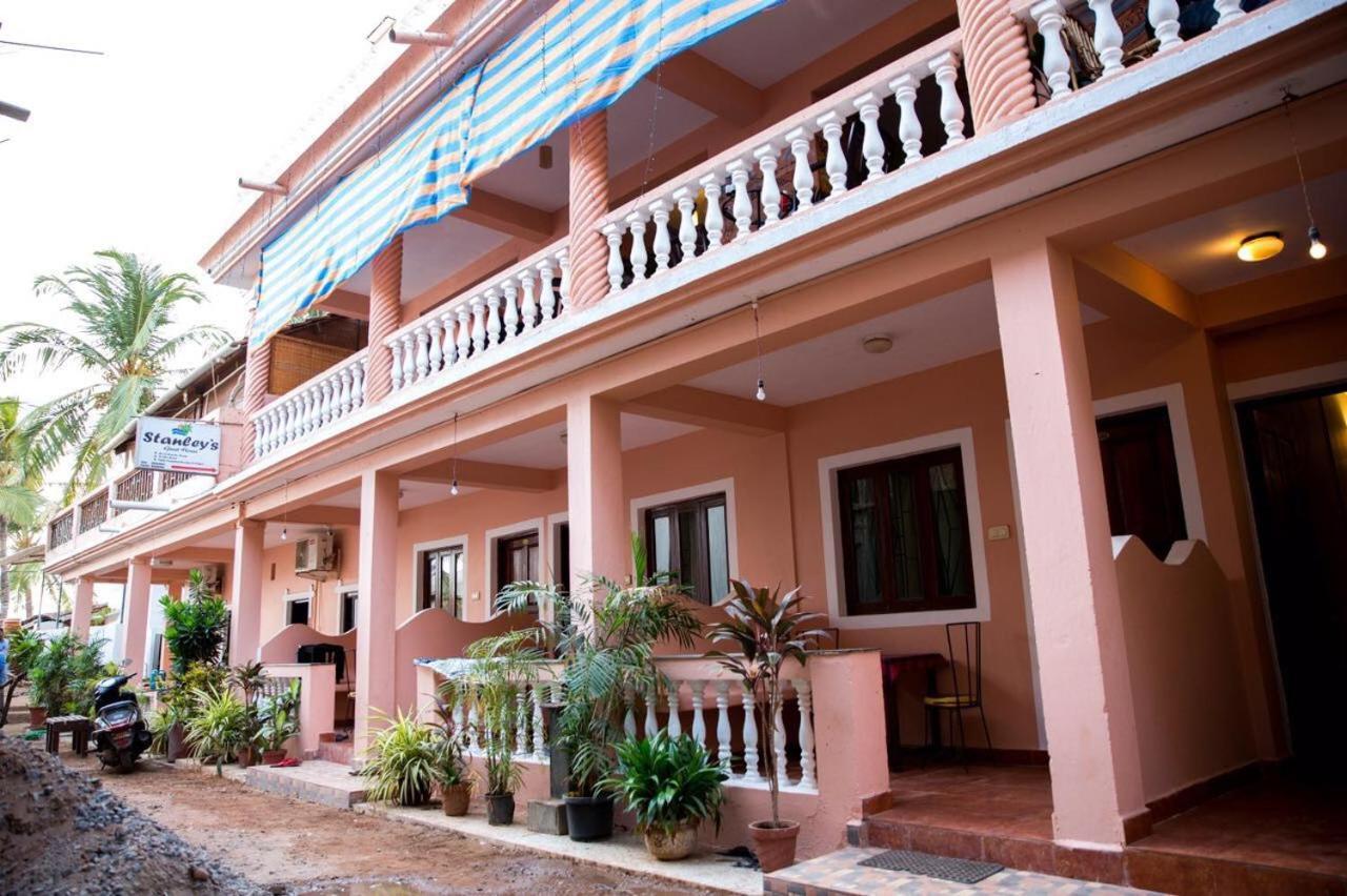 Stanleys Guest House Baga Buitenkant foto